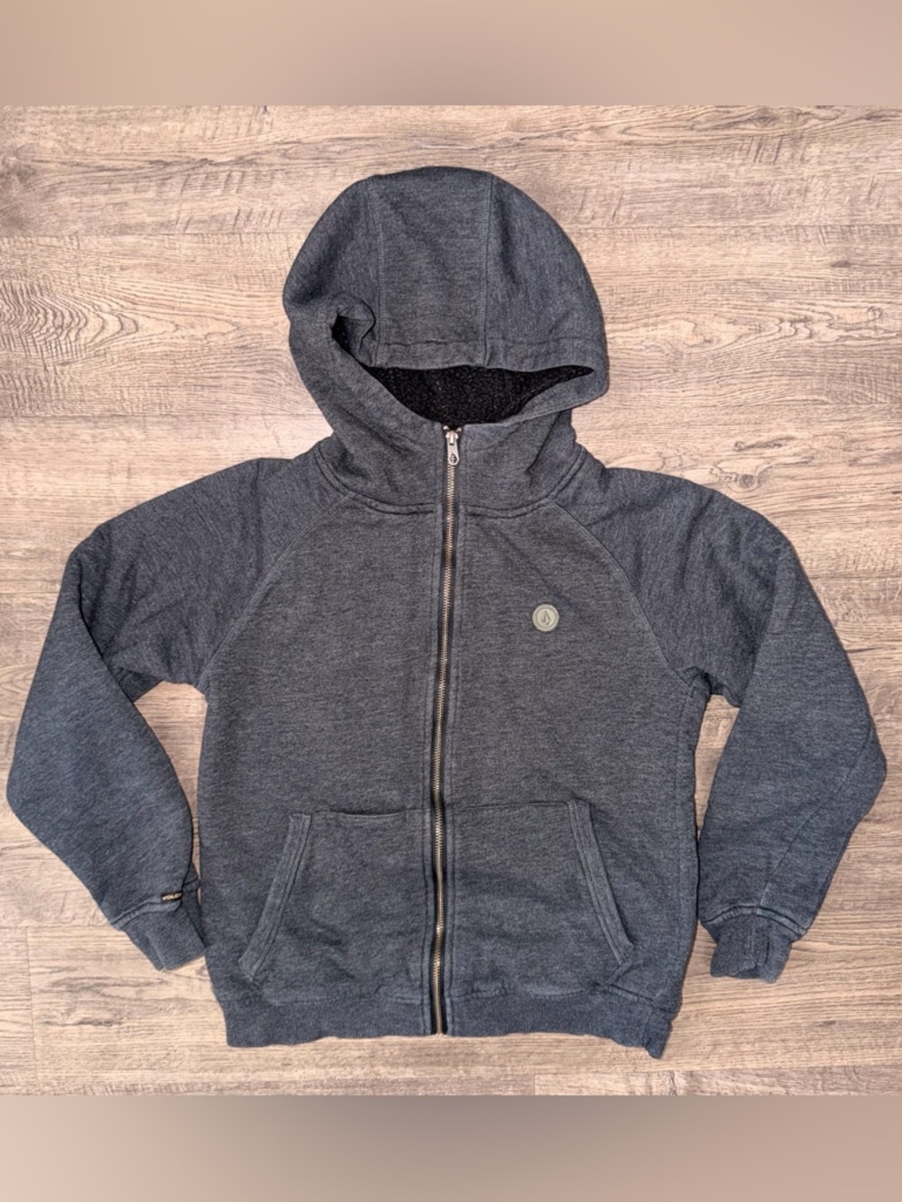 Volcom kids Gray Sherpa Fleece
Zip-Up Hoodie